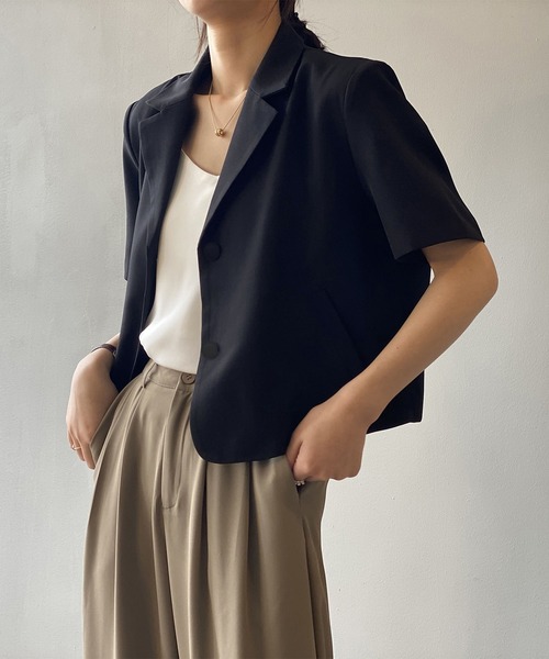 me+em select（ミームセレクト）の「【 ５色展開 】半袖ショートテーラードジャケット（テーラードジャケット・レディース・キャメル/ミント/ブラック/ブルー/ホワイト・FREE）」の3枚目の写真