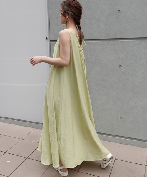 CORNERS（コーナーズ）の「シアーストライプバックリボンノースリワンピース（ワンピース・レディース・ホワイト/ライトブルー/ブラック/ピンク/ライム/グリーン・M）」の8枚目の写真