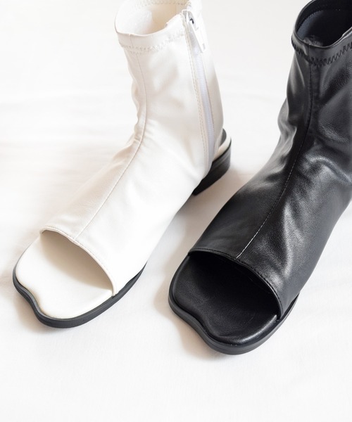 Marient（マリエント）の「Tabi Open Toe Booty /足袋ブーツ（サンダル・レディース・ホワイト・24cm/24.5cm/23cm）」の8枚目の写真