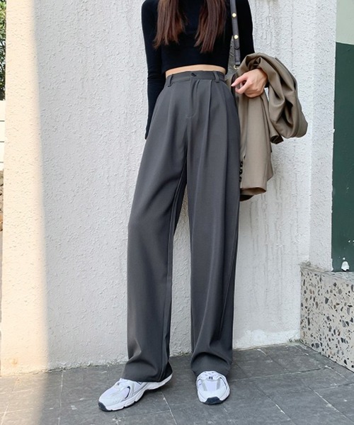 Ulysses（ユリシス）の「タック入りセミワイドパンツ（その他パンツ・レディース・ブラウン/ブラック/グレー・L/M）」の3枚目の写真