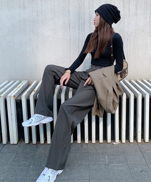 Ulysses（ユリシス）の「タック入りセミワイドパンツ（その他パンツ・レディース・ブラウン/ブラック/グレー・L/M）」の8枚目の写真