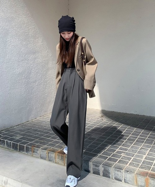 Ulysses（ユリシス）の「タック入りセミワイドパンツ（その他パンツ・レディース・ブラウン/ブラック/グレー・L/M）」の7枚目の写真