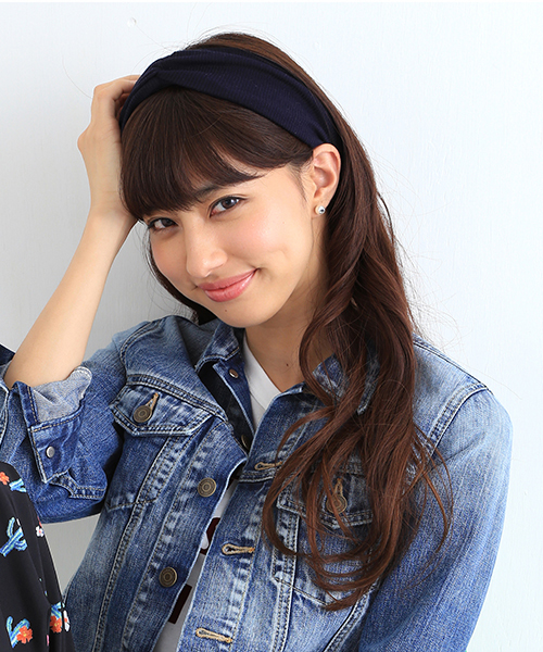 B:MING by BEAMS（ビーミングバイビームス）の「ビーミング by ビームス / カットリブターバン（ヘアバンド・レディース・オフホワイト/グレー/ネイビー・ONE SIZE）」の3枚目の写真