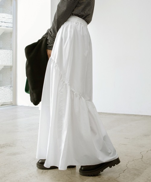 BONLECILL（ボンルシール）の「アシメギャザーデザイン フレアロングスカート（スカート・レディース・ブラック/カーキ/アイボリー/チャコールグレー/ブラック系・FREE）」の7枚目の写真