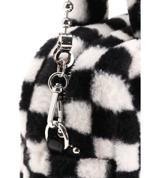 jouetie（ジュエティ）の「ファーボストンBAG（ボストンバッグ・レディース・ブラック/レッド/グリーン/ブルー・FREE）」の22枚目の写真