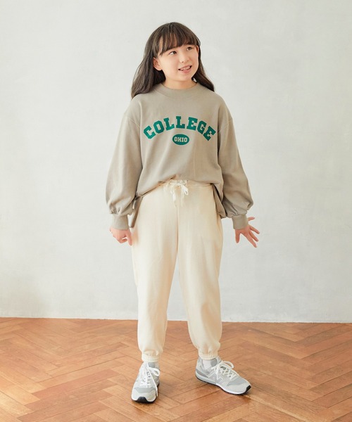 undeny.(アンディニ-)の「アンディニー COLLEGE 切り替え プルオーバー(その他トップス・キッズ・チャコールグレー/アイボリー/グレイッシュベージュ・M/L/XL)」の6枚目の写真