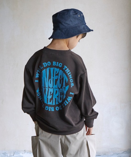 PAIRMANON STREET（ペアマノンストリート）の「【PAIRMANON STREET】【裏起毛じゃない毛玉知らずスウェット】ユニセックスグラフィックトレーナー（スウェット・キッズ・ブルー系その他/イエロー系その他3/ブルー系その他2/ブラウン系その他4/ブルー系その他7/ブルー系その他3/ブルー系その他6/ホワイト系その他4/ブラック系その他7/グリーン系その他6/グリーン系その他/グリーン系その他7/ブラック系その他2/ブラック系その他3/イエロー系その他4/ブラウン系その他3/ホワイト系その他3/グリーン系その他5/ブラック系その他6/ブラック系その他・150/120/90/100/110/140/130）」の6枚目の写真