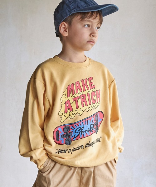 PAIRMANON STREET（ペアマノンストリート）の「【PAIRMANON STREET】【裏起毛じゃない毛玉知らずスウェット】ユニセックスグラフィックトレーナー（スウェット・キッズ・ブルー系その他/イエロー系その他3/ブルー系その他2/ブラウン系その他4/ブルー系その他7/ブルー系その他3/ブルー系その他6/ホワイト系その他4/ブラック系その他7/グリーン系その他6/グリーン系その他/グリーン系その他7/ブラック系その他2/ブラック系その他3/イエロー系その他4/ブラウン系その他3/ホワイト系その他3/グリーン系その他5/ブラック系その他6/ブラック系その他・150/120/90/100/110/140/130）」の19枚目の写真