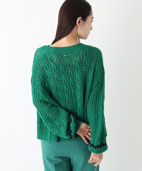 OPAQUE.CLIP（オペークドットクリップ）の「◆コットンMIX ローゲージ透かし編みVネックカーディガン（カーディガン/ボレロ・レディース・ブラック/ホワイト系/ダークグリーン・38）」の16枚目の写真