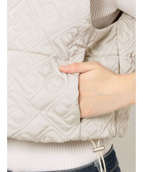 GYDA（ジェイダ）の「GG QUILTING中綿ベスト（その他アウター・レディース・ブラック/アイボリー・FREE）」の20枚目の写真