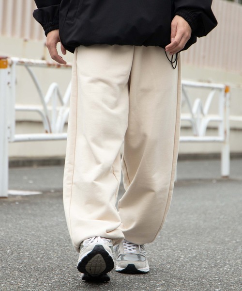 WEGO（ウィゴー）の「WEGO/【セットアップ対象商品】ヘビーウエイト スウェットパンツ（スウェットパンツ・メンズ・ブラック/ライトベージュ/グレー系その他/ホワイト・SMALL/MEDIUM/LARGE）」の4枚目の写真