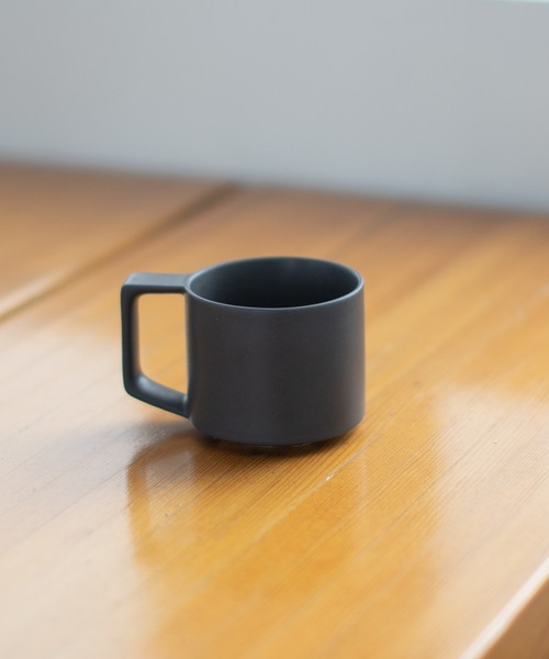 sarasa design(サラサデザイン)の「b2c スタンダード マグ short(グラス/マグカップ/タンブラー・レディース・ライトグレー/チャコールグレー・ONESIZE)」の1枚目の写真