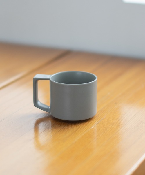 sarasa design(サラサデザイン)の「b2c スタンダード マグ short(グラス/マグカップ/タンブラー・レディース・ライトグレー/チャコールグレー・ONESIZE)」の2枚目の写真