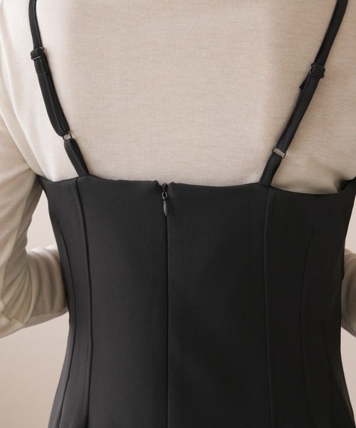IAMUSE(アイアミューズ)の「ビスチェ風Iラインキャミソールワンピース S0801【IAMUSE】(ワンピース・レディース・ブラック・FREE/M/S)」の11枚目の写真