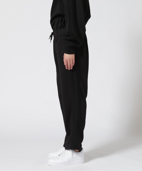 REMI RELIEF（レミレリーフ）の「REMI RELIEF(レミレリーフ)　別注Ny/Cジャージパンツ（その他パンツ・メンズ・ブラック/ベージュ・L/M）」の5枚目の写真
