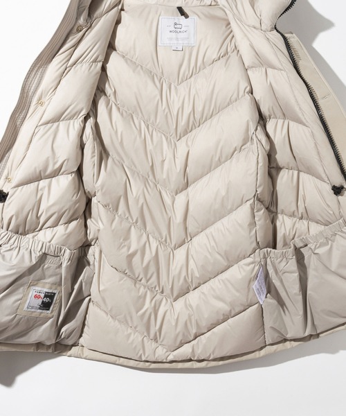 WOOLRICH(ウールリッチ)の「WOOLRICH ARCTIC PARKA NO FUR ウールリッチ アークティック ダウン パーカ ノーファー(ダウンジャケット/コート・メンズ・ブラック/ネイビー/ベージュ/グレー/グリーン/ダークグリーン/グレー系1・X-SMALL/SMALL/MEDIUM/LARGE)」の22枚目の写真