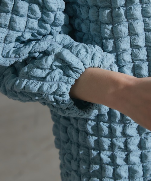 miclat（ミクラ）の「大きいサイズ　ポコポコカットソーカーディガン　miclat（カーディガン/ボレロ・レディース・ミント/ブラック・5L/L/LL/3L/4L）」の5枚目の写真