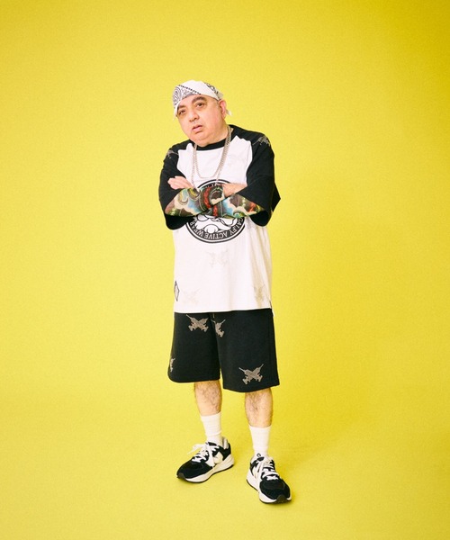 GALFY ガルフィー　注射器ラグランTシャツ 半袖 GALFY (ガルフィー)ピカピカ注射器ラグラン Tee BLACK / ロック