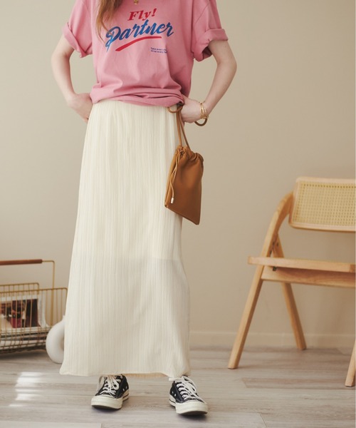 ANGIE(アンジー)の「楊柳ストレートスカート(スカート・レディース・ブルー/アイボリー/スミクロ/ブラウン/ライム・FREE)」の19枚目の写真