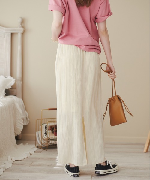 ANGIE(アンジー)の「楊柳ストレートスカート(スカート・レディース・ブルー/アイボリー/スミクロ/ブラウン/ライム・FREE)」の21枚目の写真