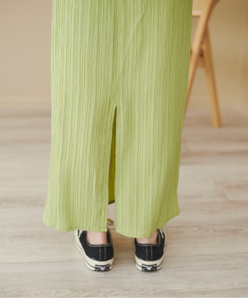 ANGIE(アンジー)の「楊柳ストレートスカート(スカート・レディース・ブルー/アイボリー/スミクロ/ブラウン/ライム・FREE)」の11枚目の写真