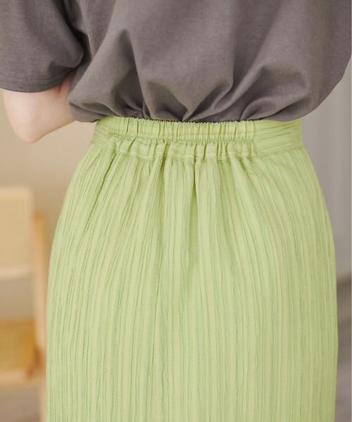 ANGIE(アンジー)の「楊柳ストレートスカート(スカート・レディース・ブルー/アイボリー/スミクロ/ブラウン/ライム・FREE)」の12枚目の写真