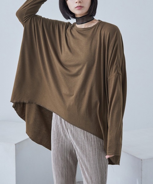 Fashion Letter(ファッションレター)の「ベア天竺 テールカット 変形ロングtシャツ(Tシャツ/カットソー・レディース・オフホワイト/ブラウン/ブラック・M)」の1枚目の写真