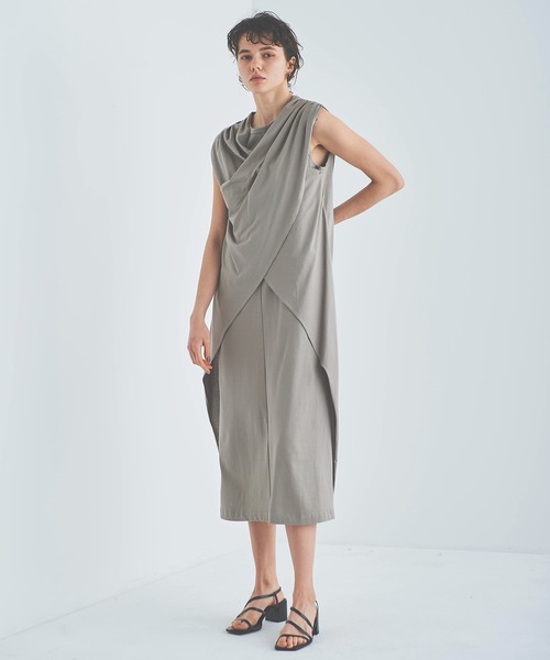 OUTERSUNSET（アウターサンセット）の「cross design no sleeve dress（ワンピース・レディース・ブラック/グレイッシュベージュ・FREE）」の5枚目の写真