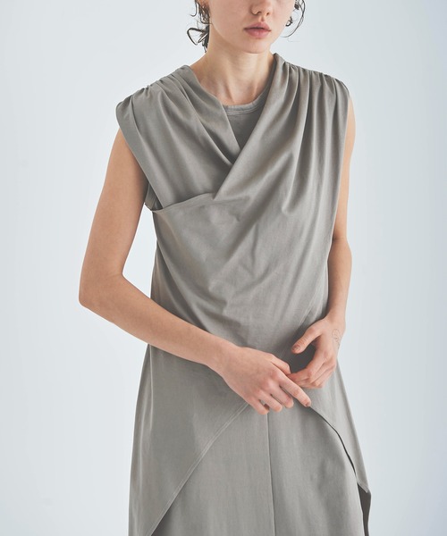 OUTERSUNSET（アウターサンセット）の「cross design no sleeve dress（ワンピース・レディース・ブラック/グレイッシュベージュ・FREE）」の8枚目の写真