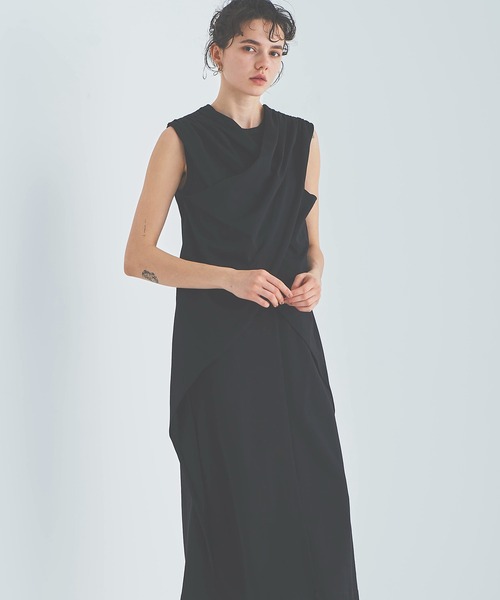 OUTERSUNSET（アウターサンセット）の「cross design no sleeve dress（ワンピース・レディース・ブラック/グレイッシュベージュ・FREE）」の15枚目の写真