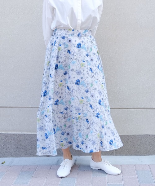NIMES（ニーム）の「LIBERTYギャザーフレアスカート（スカート・レディース・オフホワイト/ブルー/ネイビー・FREE）」の15枚目の写真