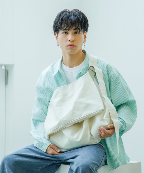 INTER FACTORY（インターファクトリー）の「古謝那伊留 - メッセンジャーバッグ made in INTER FACTORY（ショルダーバッグ・メンズ・ブラック/ナチュラル・FREE）」の13枚目の写真