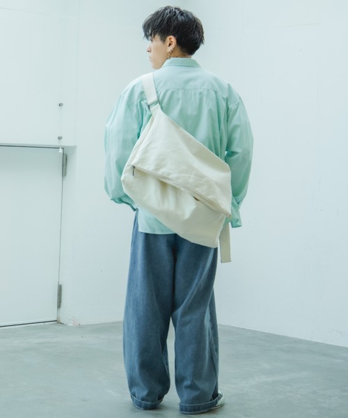 INTER FACTORY（インターファクトリー）の「古謝那伊留 - メッセンジャーバッグ made in INTER FACTORY（ショルダーバッグ・メンズ・ブラック/ナチュラル・FREE）」の11枚目の写真