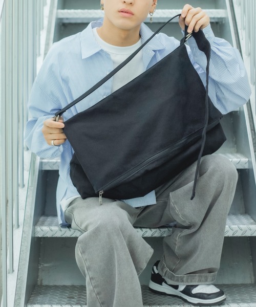 INTER FACTORY（インターファクトリー）の「古謝那伊留 - メッセンジャーバッグ made in INTER FACTORY（ショルダーバッグ・メンズ・ブラック/ナチュラル・FREE）」の7枚目の写真