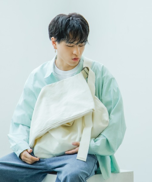 INTER FACTORY（インターファクトリー）の「古謝那伊留 - メッセンジャーバッグ made in INTER FACTORY（ショルダーバッグ・メンズ・ブラック/ナチュラル・FREE）」の14枚目の写真