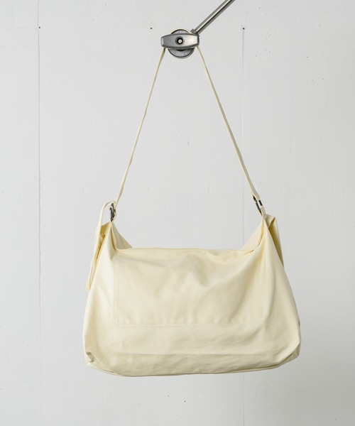 INTER FACTORY（インターファクトリー）の「古謝那伊留 - メッセンジャーバッグ made in INTER FACTORY（ショルダーバッグ・メンズ・ブラック/ナチュラル・FREE）」の19枚目の写真