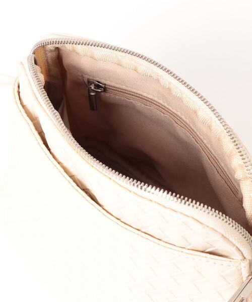 one way（ワンウェイ）の「ノットメッシュショルダー（ショルダーバッグ・レディース・ホワイト/ベージュ/ブラック/ブルー・FREE）」の9枚目の写真