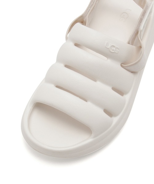 SALON adam et rope'（サロン アダム エ ロペ）の「【WEB限定】【UGG（アグ）】Sport Yeah（サンダル・レディース・ブラック/ホワイト・24.0cm/23.0cm/22cm/25.0cm）」の12枚目の写真