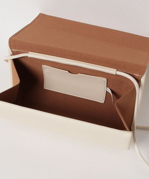 Olu.（オルドット）の「レザータッチレターバッグ（ハンドバッグ・レディース・イエロー/アイボリー/ブルーグレー・FREE）」の10枚目の写真