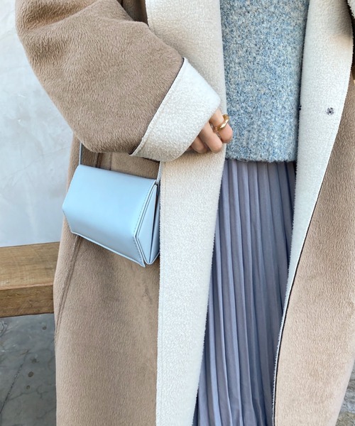 Olu.（オルドット）の「レザータッチレターバッグ（ハンドバッグ・レディース・イエロー/アイボリー/ブルーグレー・FREE）」の9枚目の写真