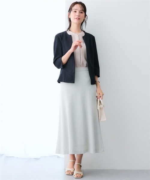7days Life Styling(セブンデイズライフスタイリング)の「【UVカット/吸汗速乾】夏用ノーカラージャケット うすカルジャージー (洗濯機OK)(スーツジャケット・レディース・ブラック/グレイッシュベージュ/ネイビー・S/M/L/LL/3L)」の11枚目の写真