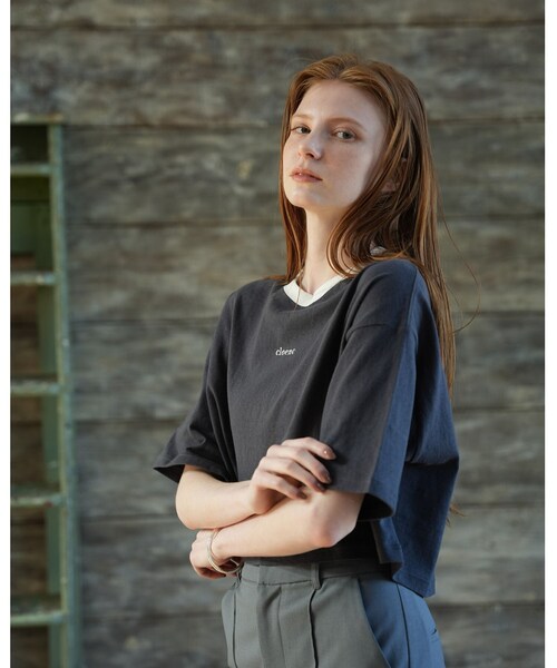 cloenc(クロエンス)の「◆ロゴショート丈リンガーTシャツ(Tシャツ/カットソー・レディース・グレー系その他/ホワイト系7・00)」の9枚目の写真