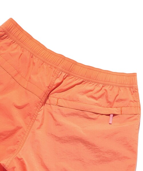 FREAK'S STORE(フリークスストア)の「【限定展開】THE NORTH FACE/ザノースフェイス Versatile Short / バーサタイルショーツ / NB42335(その他パンツ・メンズ・ブルー/ネイビー/オリーブ/ブラック/グリーン/オレンジ/ブラウン・X-LARGE/MEDIUM/SMALL/LARGE)」の14枚目の写真