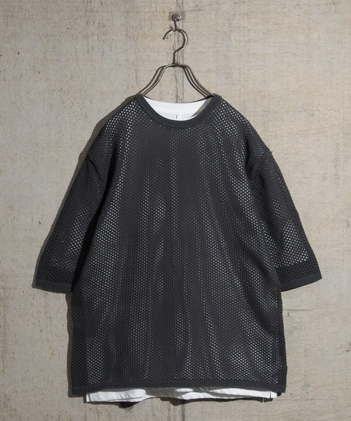 JOHN'S CLOSET(ジョンズクローゼット)の「【i】天竺Tシャツ×ビッグメッシュニット アンサンブル(ニット/セーター・メンズ・ブラック/ベージュ/チャコールグレー・X-LARGE/LARGE/MEDIUM)」の3枚目の写真
