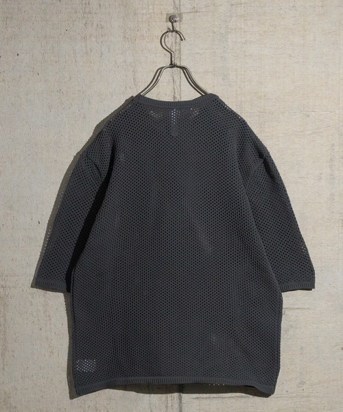 JOHN'S CLOSET(ジョンズクローゼット)の「【i】天竺Tシャツ×ビッグメッシュニット アンサンブル(ニット/セーター・メンズ・ブラック/ベージュ/チャコールグレー・X-LARGE/LARGE/MEDIUM)」の6枚目の写真