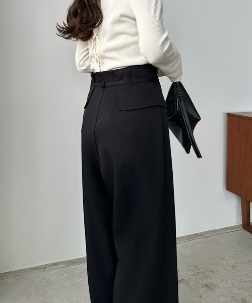 callautia(カラウティア)の「2wayベルト付きタックワイドパンツ(スラックス・レディース・アイボリー/ブラック/ベージュ・MEDIUM/LARGE/SMALL)」の6枚目の写真