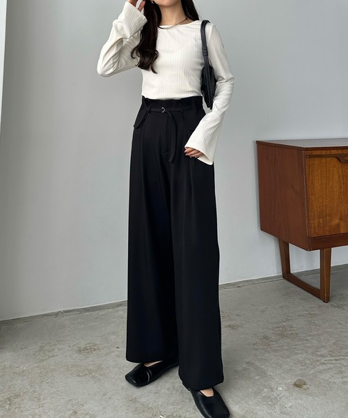 callautia(カラウティア)の「2wayベルト付きタックワイドパンツ(スラックス・レディース・アイボリー/ブラック/ベージュ・MEDIUM/LARGE/SMALL)」の7枚目の写真