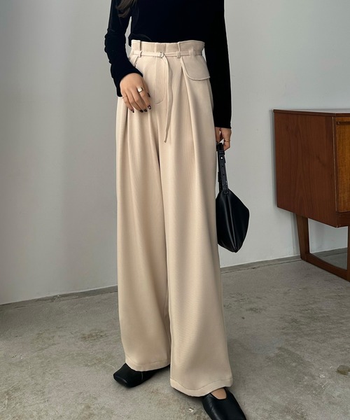 callautia(カラウティア)の「2wayベルト付きタックワイドパンツ(スラックス・レディース・アイボリー/ブラック/ベージュ・MEDIUM/LARGE/SMALL)」の10枚目の写真