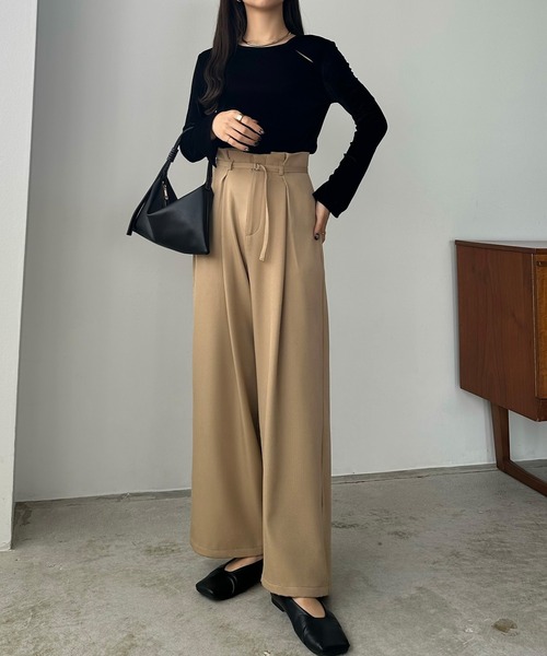 callautia(カラウティア)の「2wayベルト付きタックワイドパンツ(スラックス・レディース・アイボリー/ブラック/ベージュ・MEDIUM/LARGE/SMALL)」の16枚目の写真