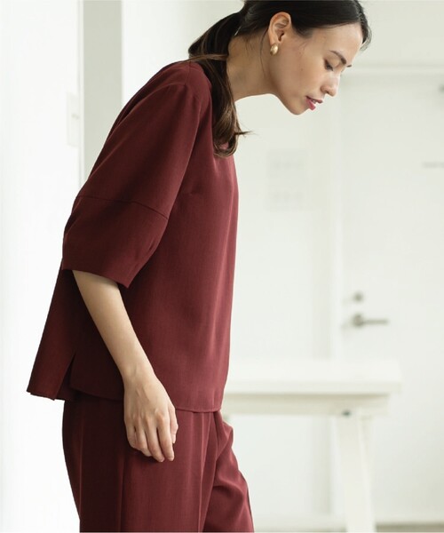 OPAQUE.CLIP（オペークドットクリップ）の「◆セットアップ対応 ランタンスリーブブラウス【洗濯機洗い可/イージーケア/ストレッチ】（シャツ/ブラウス・レディース・ボルドー/ライトグレー/ブラック/ライトブルー・36/42/40/38）」の12枚目の写真